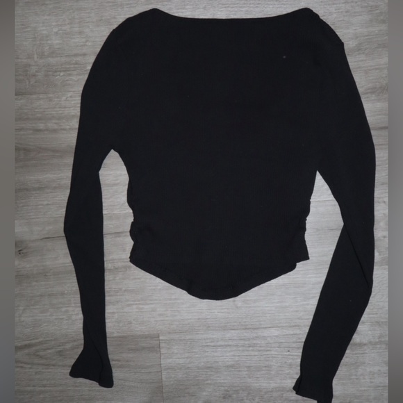 SHEIN Black Ribbed Top - Picture 2 of 3